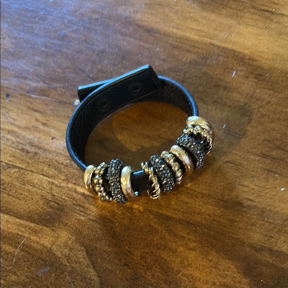 Black and Gold Beaded Bracelet